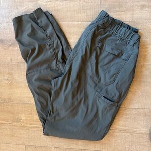 Duluth Trading Co Womens convertible Cargo Pants olive drab 14 inseam 33 hiking